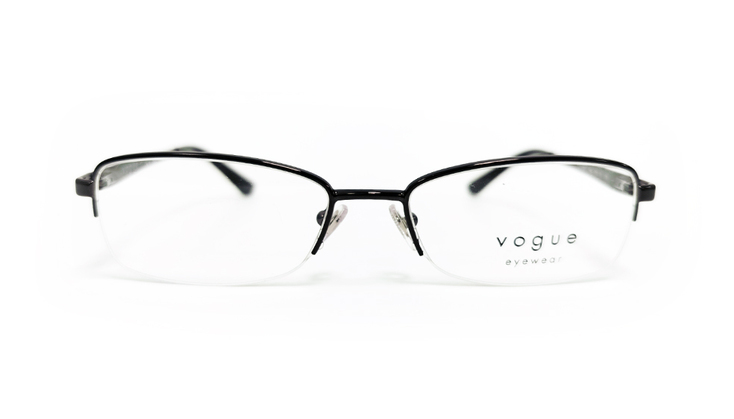 VOGU0287