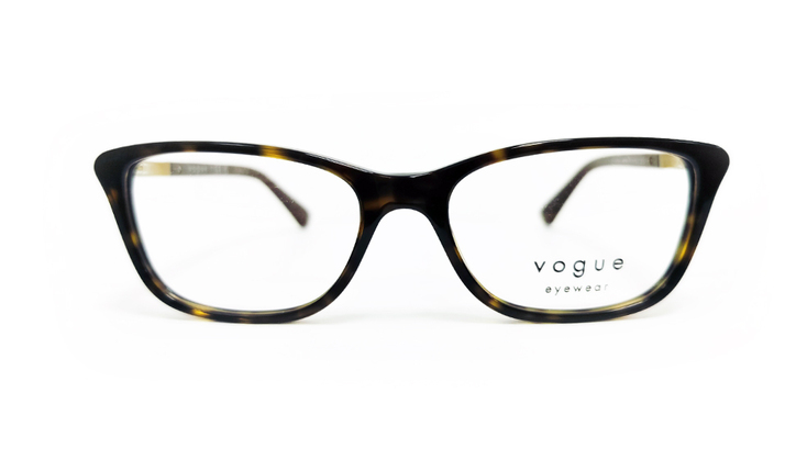 VOGU0299