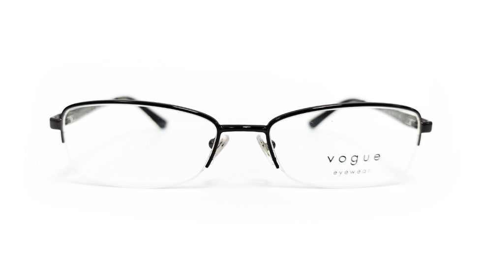 VOGU0287