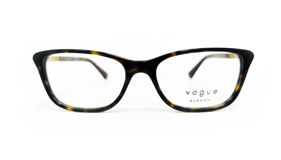 VOGU0299