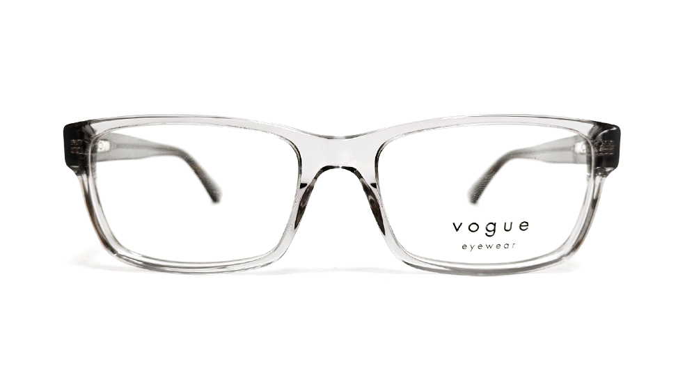 VOGU0395